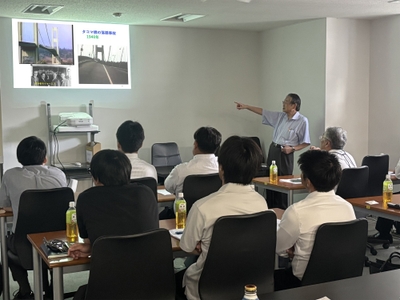 nWr2A5zvpbNkew9zpKd4.jpg?w=940&h=940