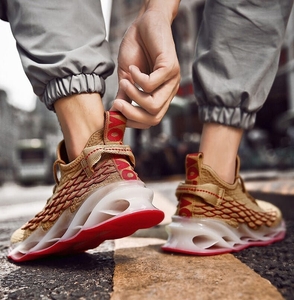 nYw1I5ha9YuyJ0IzEAKP.jpg?w=940&h=940