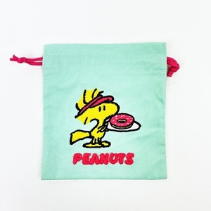 ウッドストックのポーチ