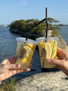 国産レモン2個分を使用した「レモンスカッシュ」はテイクアウトOK