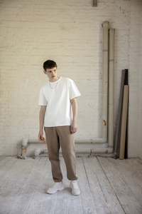 Tシャツ￥1,799 スウェットジョガーパンツ￥3,999 　