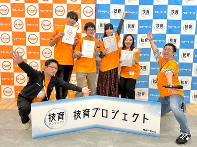 nglPWEn015iWqCcCsSXA.jpg?w=940&h=940