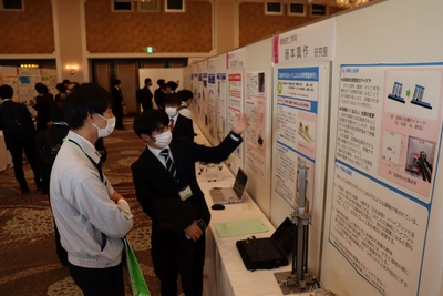 nhXgK4LdSbdK9epqcYIp.jpg?w=940&h=940