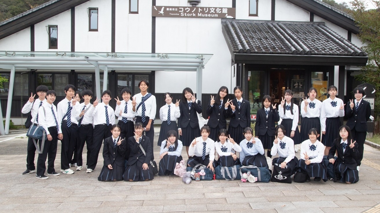 令和6年(2024年)に実施した高校1年生の校外学習の様子