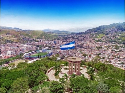 首都テグシガルパの景観