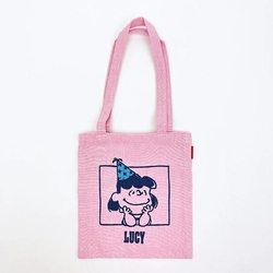 スヌーピーたちもお祝い気分！７５周年特別デザインのミニバッグをもって一緒に記念をお祝いしませんか？