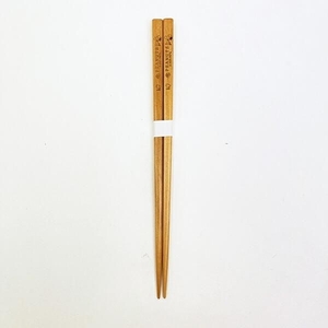 スヌーピーの楽しいポップな食器シリーズ