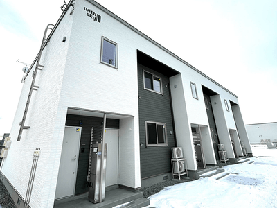 nvBgg6zNgrI99u7nsPPa.png?w=940&h=940