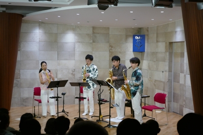 nyhgTKlW950cLYkcuQ4x.jpg?w=940&h=940