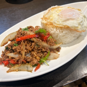 クンテープ道頓堀店 （タイ料理・キッチンカー） 【ヨイノクチ初出店】