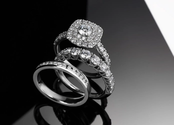 アイディアルメイクにより生み出される至高の輝き 4月の誕生石「ダイヤモンド」に永遠の愛を込めて