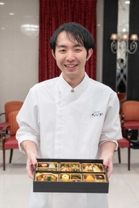 oDk2ZcsWkxWSljbU8N0r.jpg?w=940&h=940