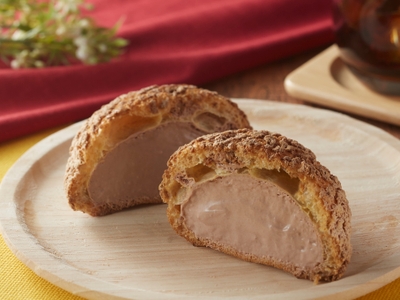 ソフトクリームみたいなクッキーシュー　ベトナムカカオチョコ　イメージ画像