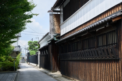 山城茶問屋の街並み