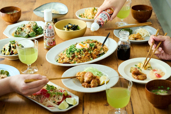 かけ旨ごま油 食卓シーン