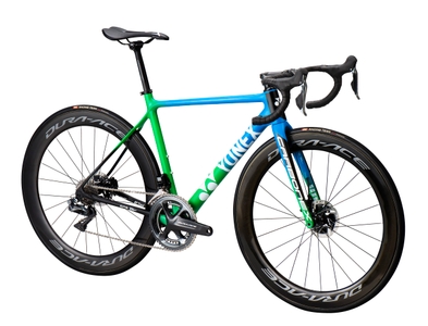 oJJzaDHY0K9lNpdC2mMq.jpg?w=940&h=940