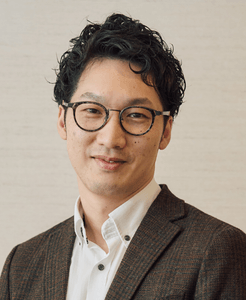 oOgYEKzV8kZSClITFuCe.png?w=940&h=940