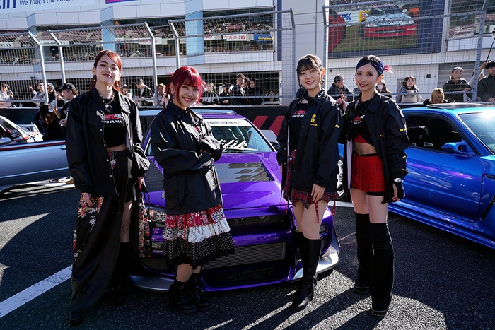 神ガールがおもてなし