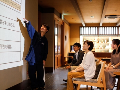 oSlQMEDYKHmDi5SYlbV9.jpg?w=940&h=940