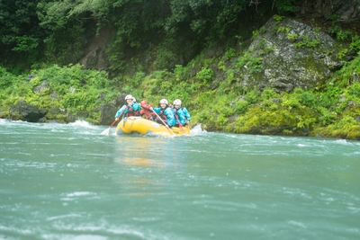 oTHBFJTfB8E6ATh1rpwy.jpg?w=940&h=940