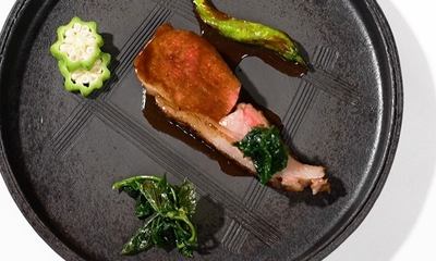 コースのメインで提供される羊肉