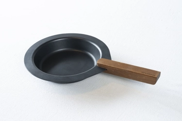 発売後30分で1000個が即完売！ “機能するお皿”DISH GRILL、FIELDSTYLE 2025でも完売 次回販売は12月末頃を予定