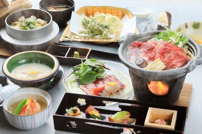 バイキングも愉しめるご夕食