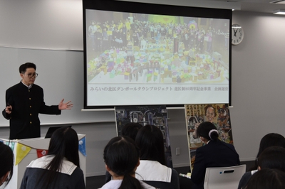 ogEWu082x33WG6x4qld7.jpg?w=940&h=940