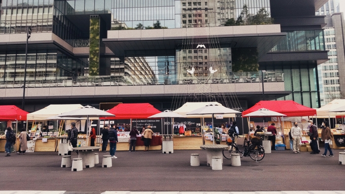 TOKYO TORCH Marketの様子