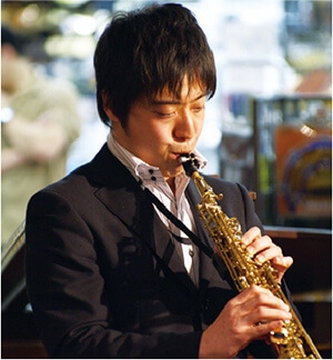 尾中勇太(島村楽器 ラゾーナ川崎店) 曲目:FUZZY BIRD SONATA 第1楽章、第2楽章 (吉松隆 作曲)