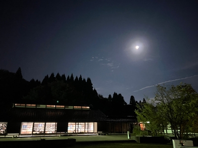 ojjn1HVpfUipnfwNNcz5.jpg?w=940&h=940