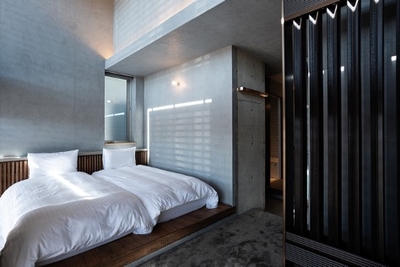 okKMlFvmC6XMFSWJh5TK.jpg?w=940&h=940