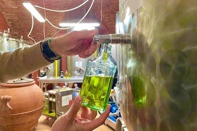 om0WOwuFH3CLIiWKwUWA.jpeg?w=940&h=940