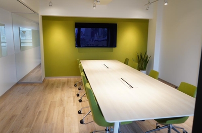 orJKy8NuutSjAlvMf5cf.jpg?w=940&h=940