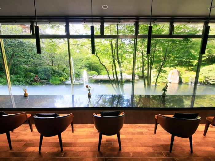 ロビーラウンジ