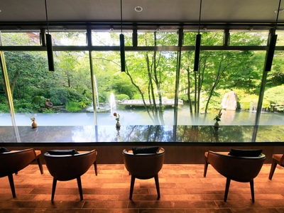 ロビーラウンジ