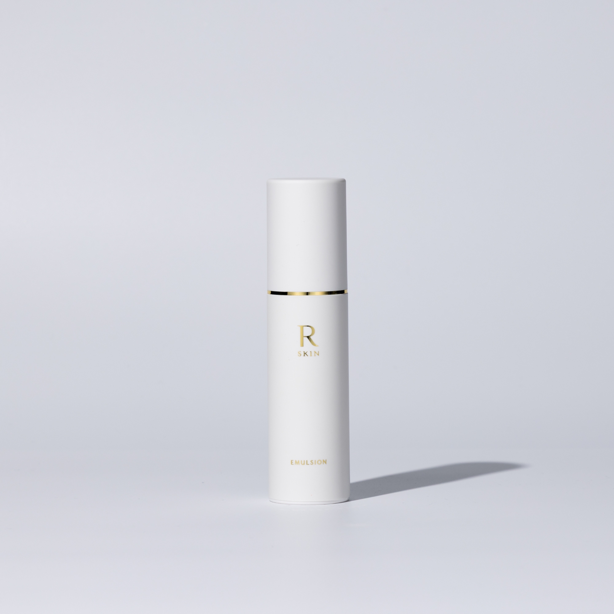 美容クリニックと共同開発のスキンケアブランド 「R SKIN」を体感