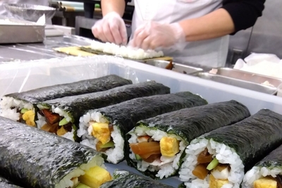 owBCsSD3XWuHU23QKwHy.jpeg?w=940&h=940