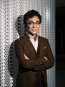 著者近影：古舘伊知郎