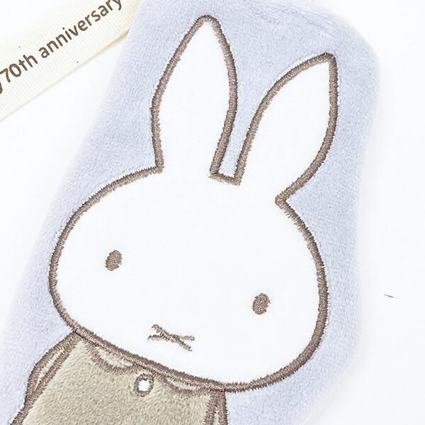 ミッフィーのダイカットポーチ