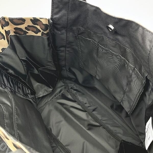 サンリオのハローキティのおしゃれで華やかなトートバッグ