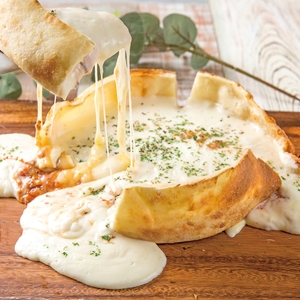 チーズ専門店のシカゴピザ（1,190円～）