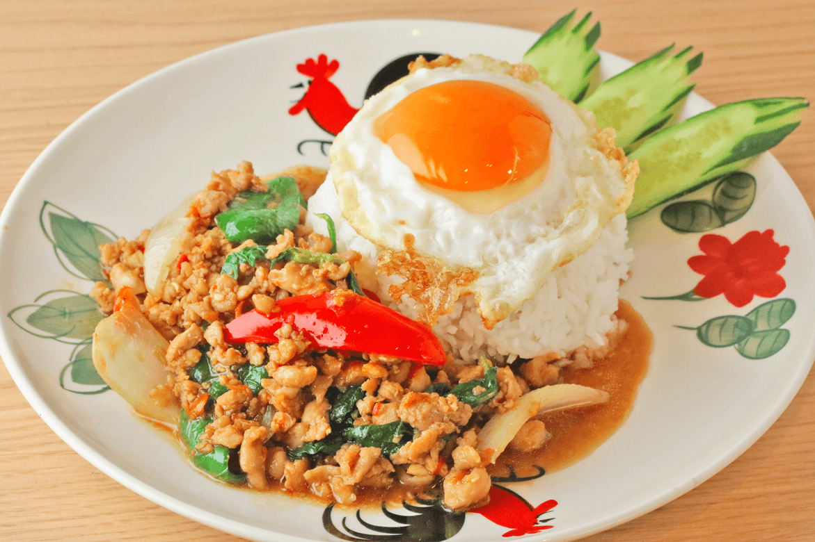 ガパオライス 鶏ひき肉のバジル炒め