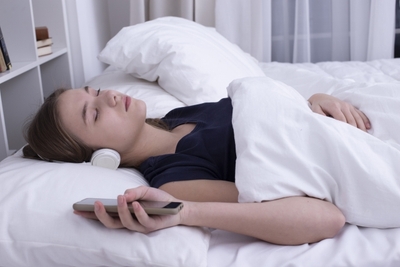 pDfYW3VQwGRADWfhWTre.jpg?w=940&h=940