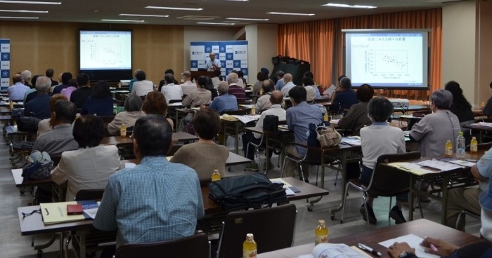 令和7年(2025年)10月に実施した公開講座の様子