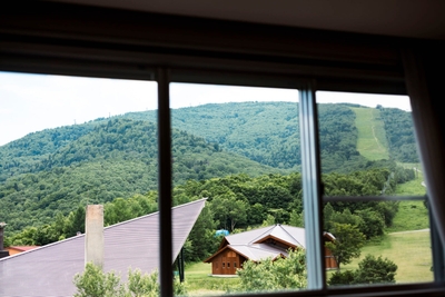 pH1b6psZwNKoE6H9H9Qi.jpg?w=940&h=940