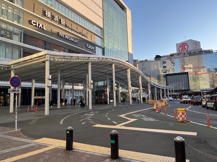 通常の横浜駅中央西口駅前広場
