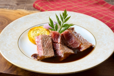 pKNQDgqxR6qhIgRm7JnI.jpg?w=940&h=940