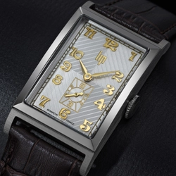 フランス名門「LIP」の歴史的腕時計《チャーチル》が、日本の感性で甦る。 シンメトリック文字盤と特別刻印を搭載した復刻版「Churchill T24」