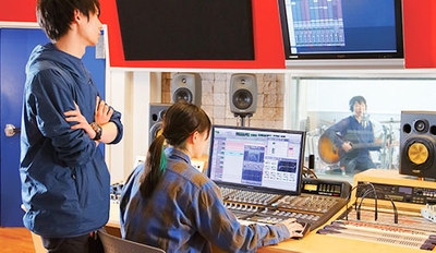 pNeWf1swmVbEffUeQbpS.jpeg?w=940&h=940